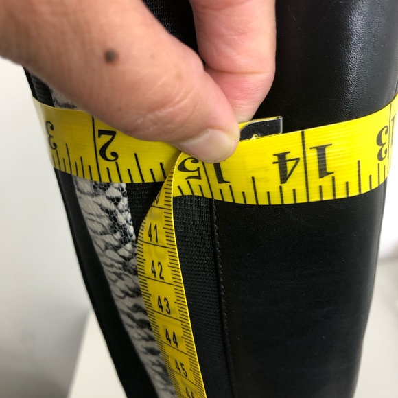 Donald Pliner Knee High Black Boots Size 6.5 - Picture 8 of 8